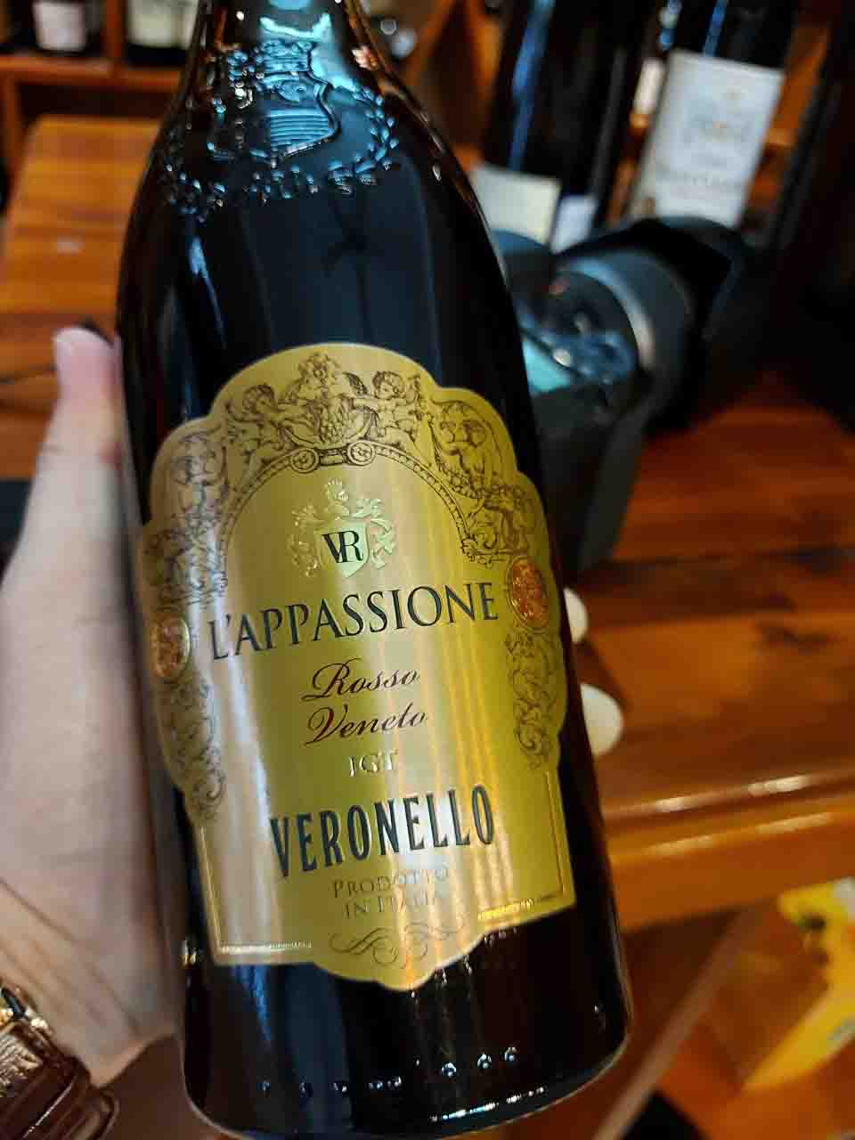 Rượu vang Ý Veronello La Passione